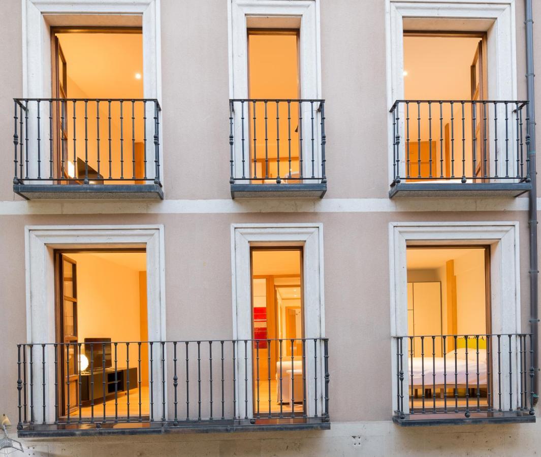 Pucela Apartmets Valladolid Buitenkant foto