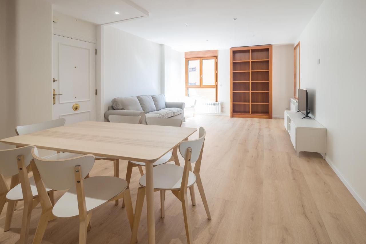 Pucela Apartmets Valladolid Buitenkant foto